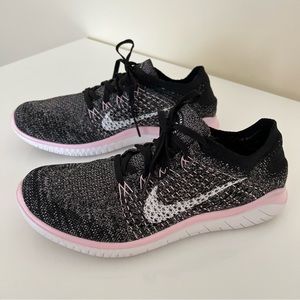 Nike Free Run Flyknit Sneakers • Black, Pink and White • Women Size 10
